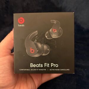 Beats Fit Pro Wireless Earbuds Active Noise Cancelling Secure-Fit Wingtips - New